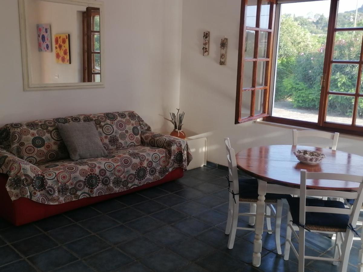 Le Palme Apartment Capoliveri  Ngoại thất bức ảnh